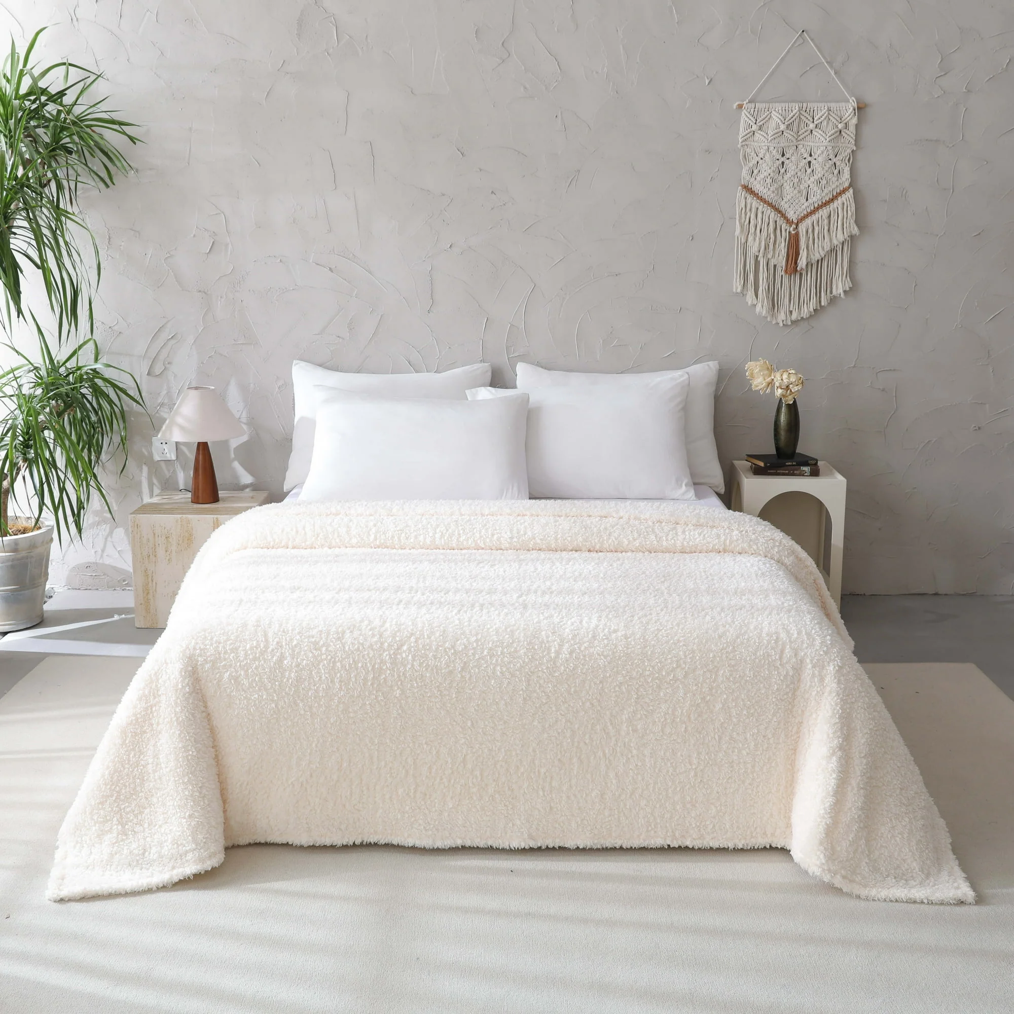 Mainstays Faux Shearling Blanket, Ivory, Full/Queen - Image 3